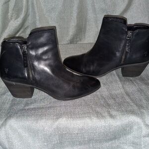 Fryer Women's Black Ankle Boots
